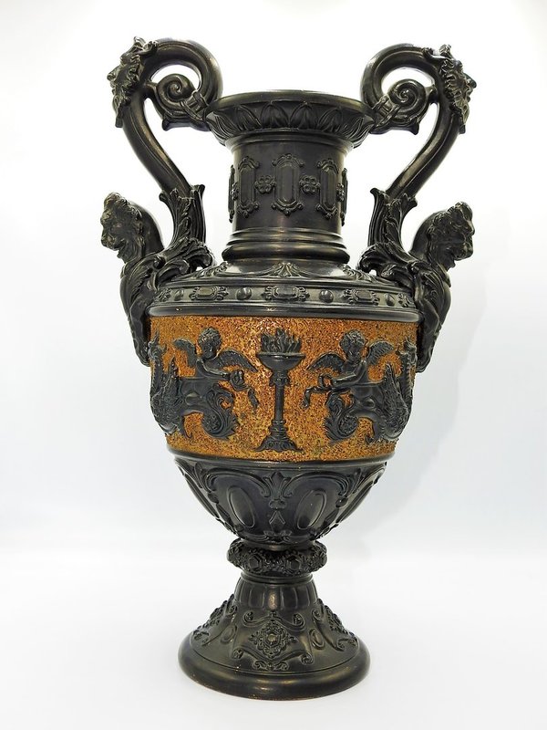 Johann Maresch Antike Jugendstil Ängel/Löwenmotive große Terracotta Vase Amphora 40 cm, vor 1900